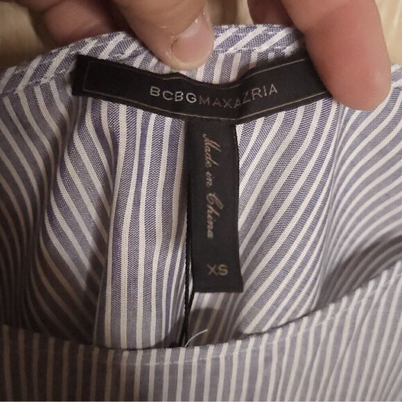 BCBGMaxazria Womens New Blue White Stripe Cold Shoulder Bell Sleeve Blou… - Picture 6 of 7
